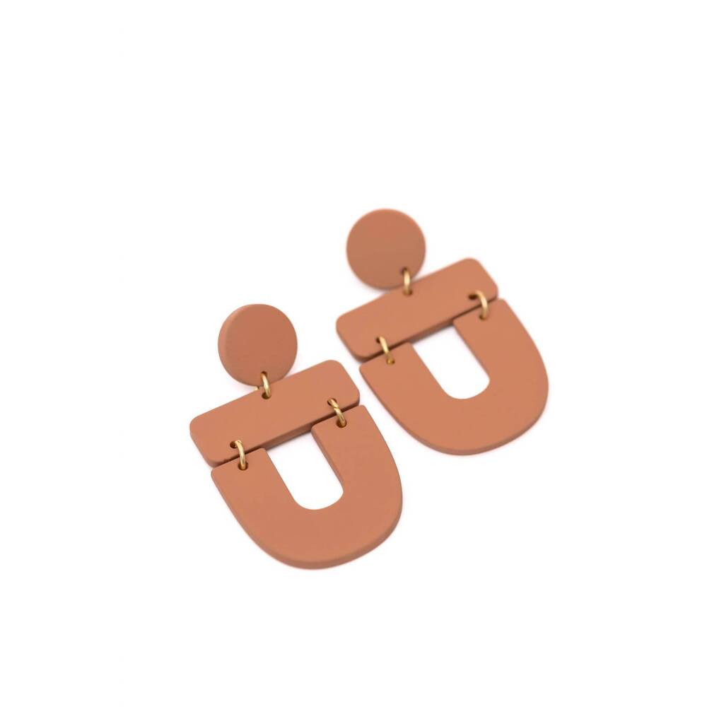 NEW 123 AMORE women's dreamboat earrings in brown